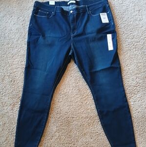 Signature by Levi Strauss brand new women's jeans